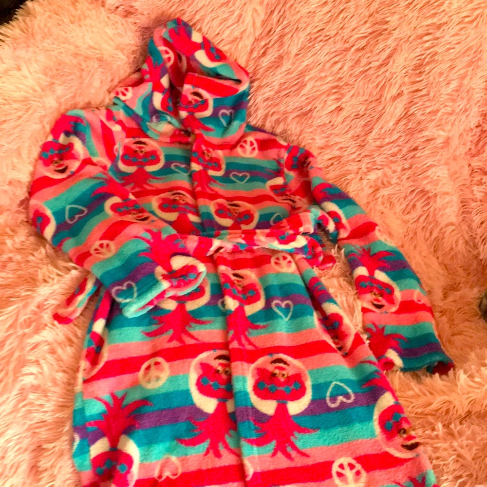 Trolls Robe